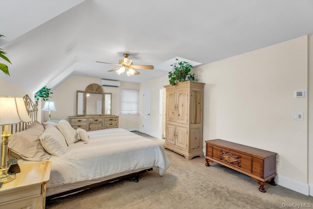 128 Stuart Street Lynbrook, NY 11563 - Photo 27 of 33