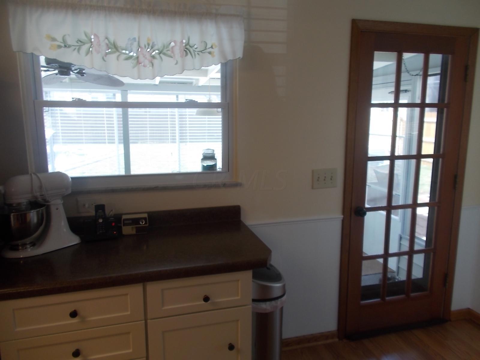 289 Broken Arrow Road Columbus, OH 43230 - Photo 13 of 50