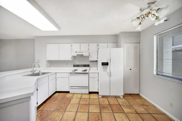$249,000 | 2215 Cypress Island Drive, Unit 103, Pompano Beach, FL 33069