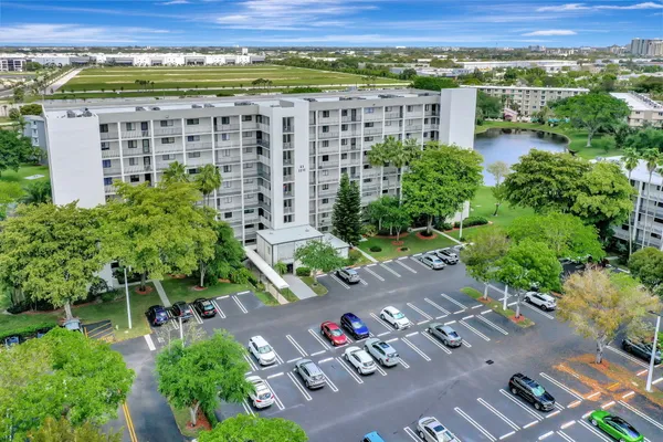 $249,000 | 2215 Cypress Island Drive, Unit 103, Pompano Beach, FL 33069
