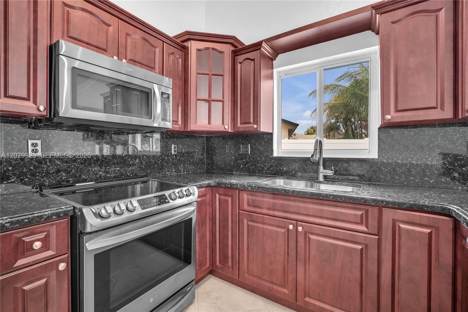 15715 Southwest 76th Terrace Miami, FL 33193 - Photo 14 of 40 Photo 14