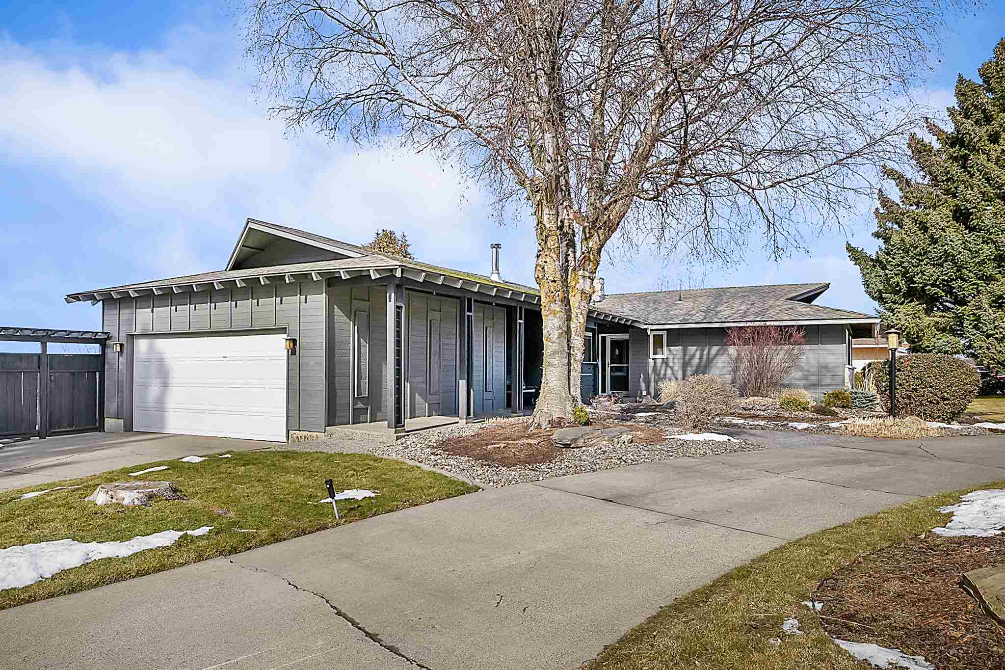 5410 South Dearborn Road Spokane, WA 99223 - Photo 3 of 39 Gallery Image 3