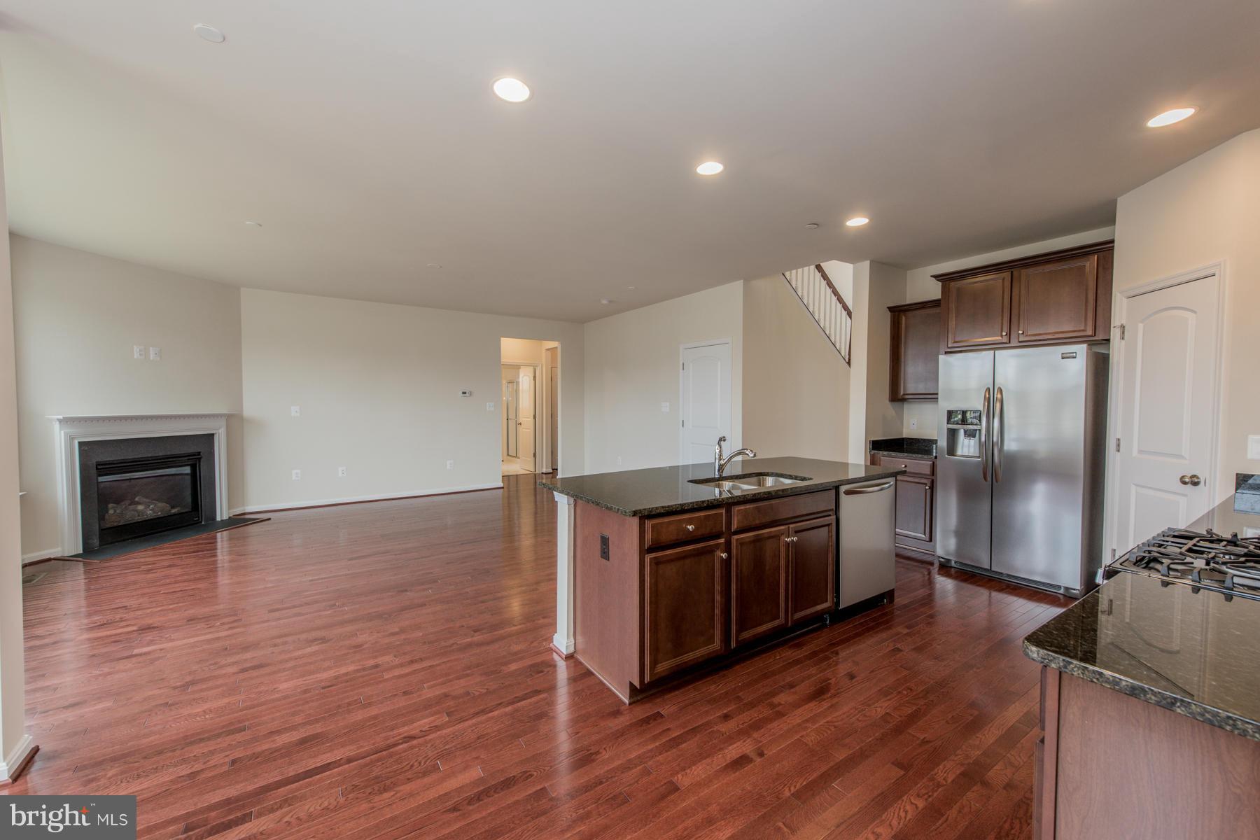 8159 Ridgely Loop Severn, MD 21144 - Photo 15 of 30 Kitchen