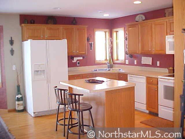 1528 Spinnaker Road Waconia, MN 55387 - Photo 3 of 10 Gallery Image 3