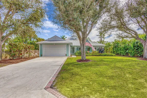 $3,550 | 9122 Southeast Pomona Street, Hobe Sound, FL 33455