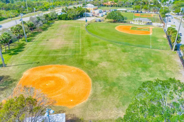 $3,550 | 9122 Southeast Pomona Street, Hobe Sound, FL 33455