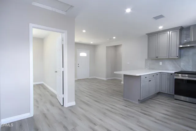 $3,250 | 123 South Juanita Avenue, Oxnard, CA 93030