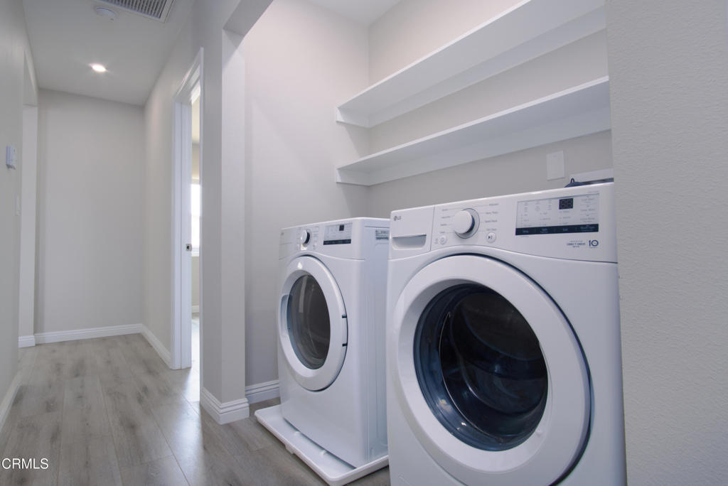 123 South Juanita Avenue Oxnard, CA 93030 - Photo 6 of 10 Laundry