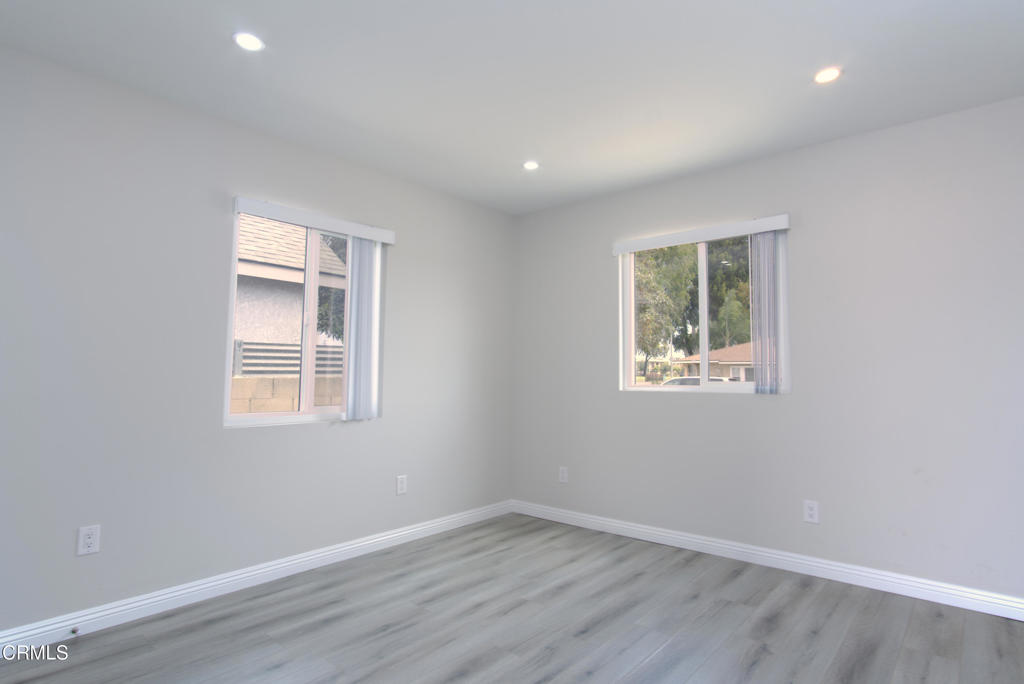 123 South Juanita Avenue Oxnard, CA 93030 - Photo 8 of 10 Bedroom3 (1)