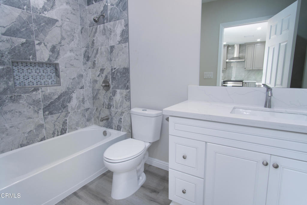 123 South Juanita Avenue Oxnard, CA 93030 - Photo 9 of 10 Bathroom2 (1)