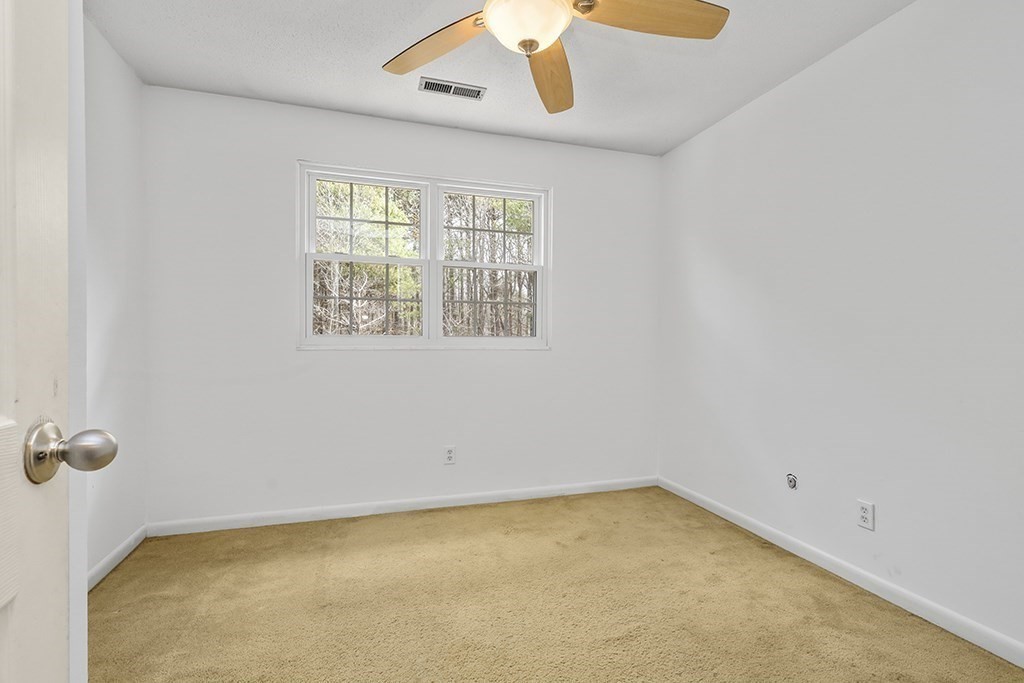 7 Hemlock Circle, Unit 7 Millis, MA 02054 - Photo 15 of 23