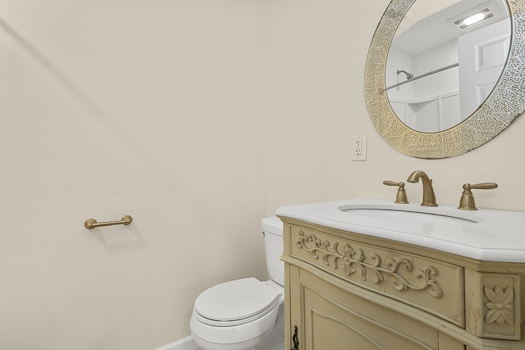 7 Hemlock Circle, Unit 7 Millis, MA 02054 - Photo 20 of 23