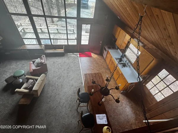 $1,450 | 174 Sweet Briar Road, Pocono Pines, PA 18350