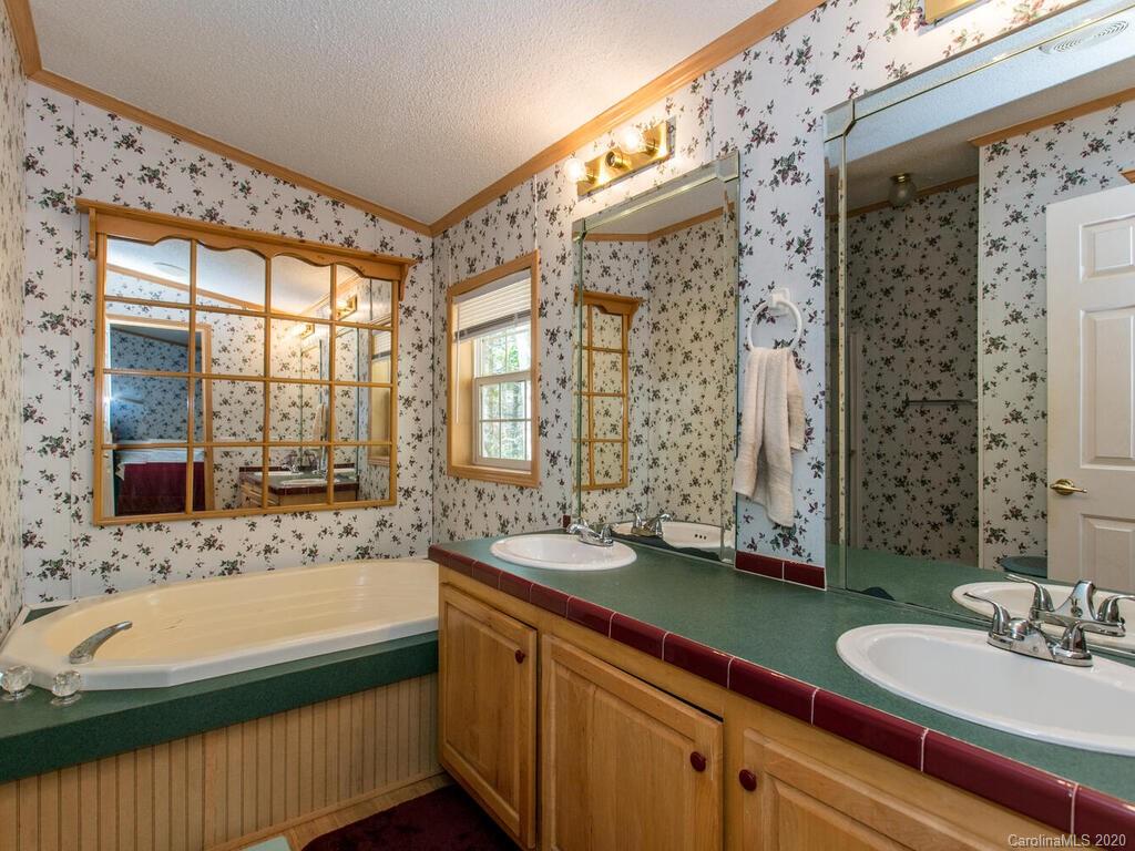 282 Gap Creek Road Fletcher, NC 28732 - Photo 21 of 32 Gallery Image 21