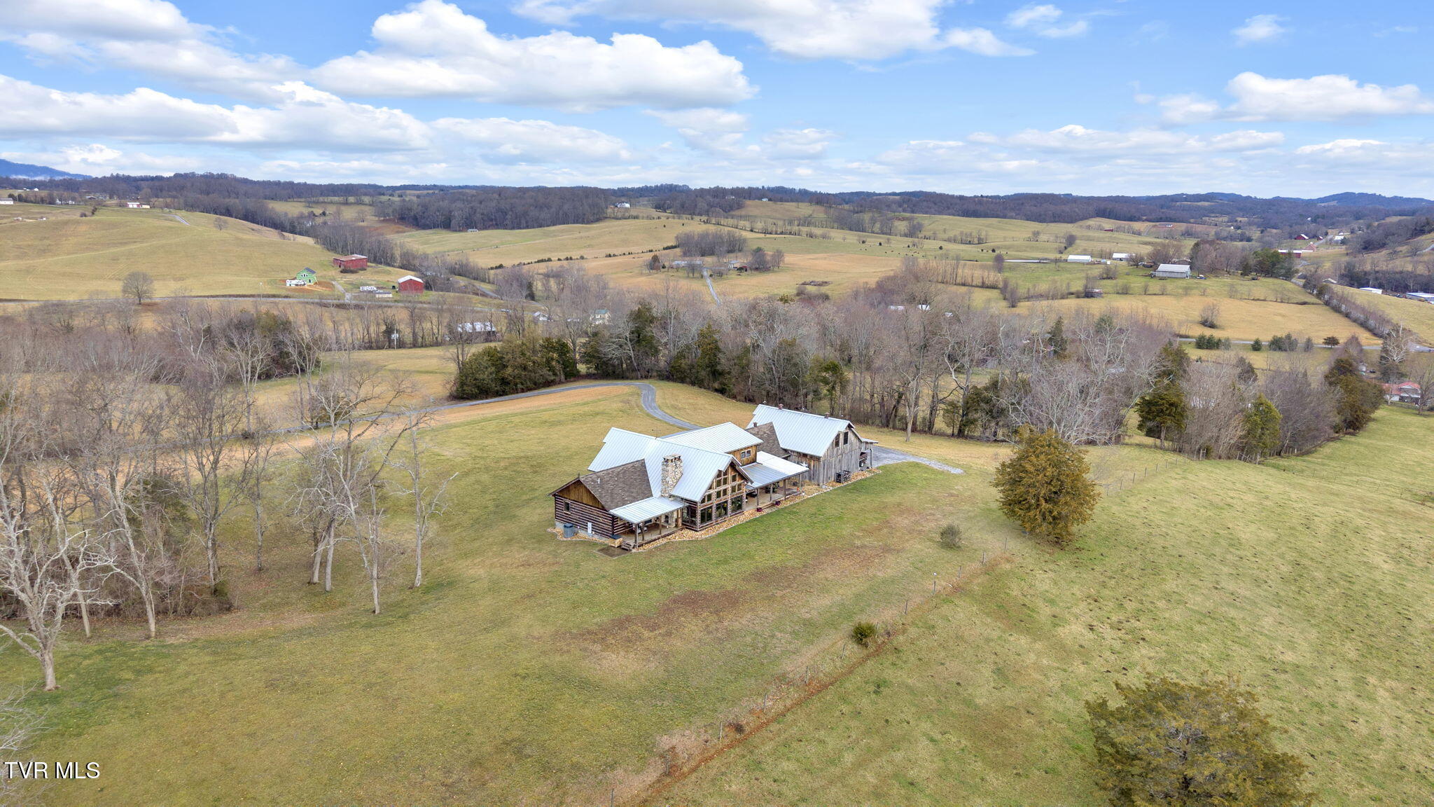 273 Harvest Lane Limestone, TN 37681 - Photo 7 of 89 25-web-or-mls-DJI_20250211101829_0132_D