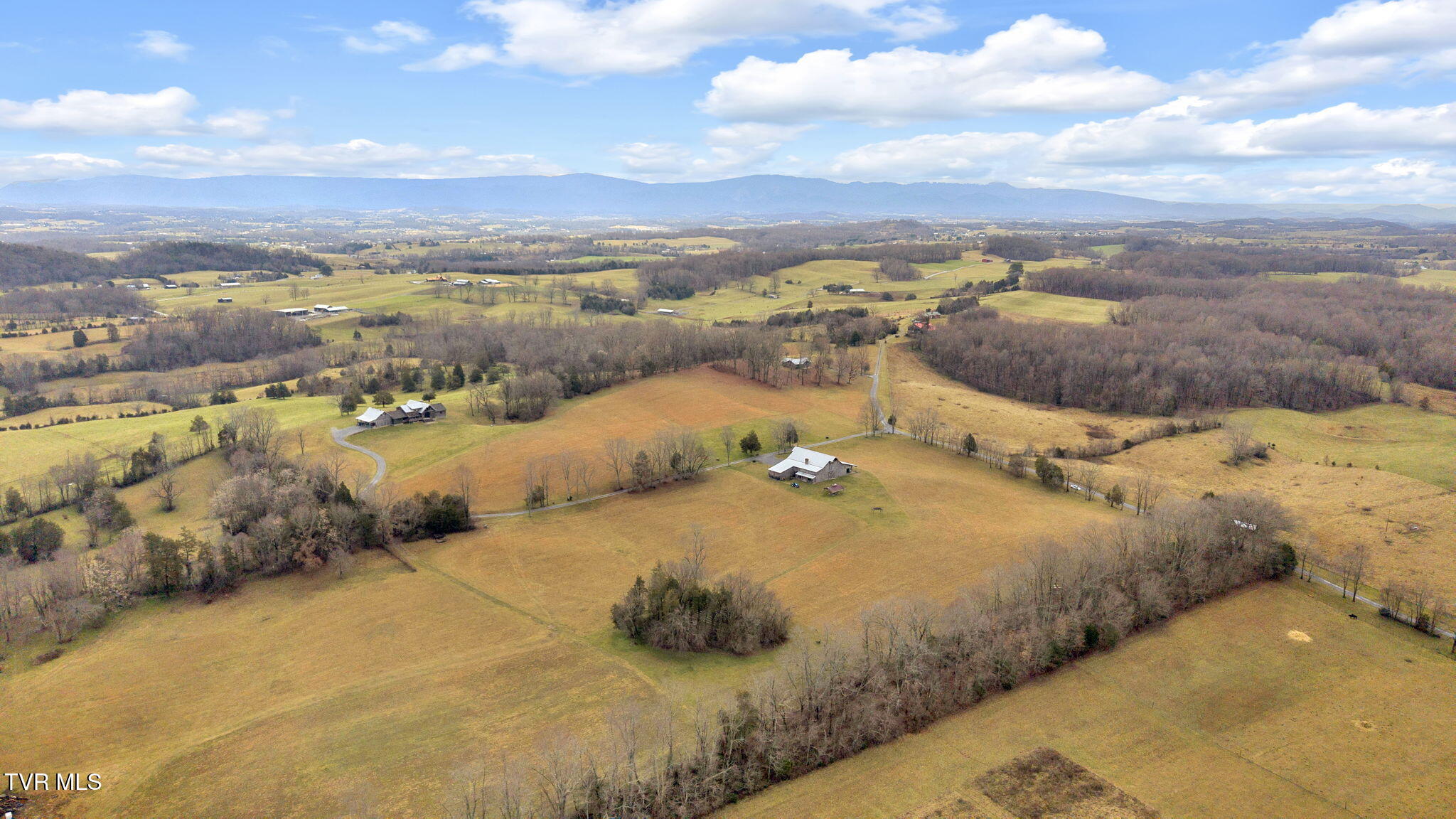 273 Harvest Lane Limestone, TN 37681 - Photo 78 of 89 4-web-or-mls-DJI_20250211100514_0056_D