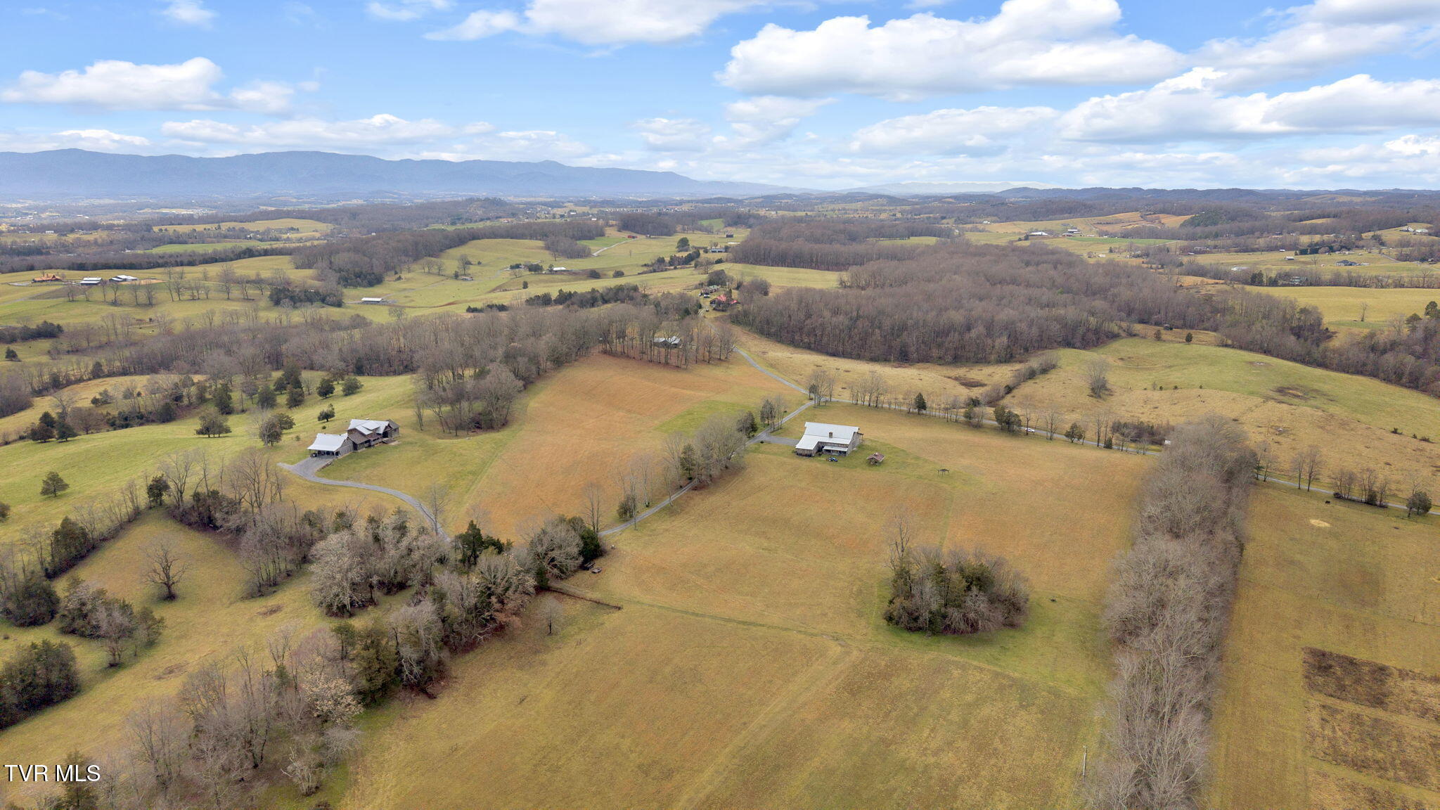 273 Harvest Lane Limestone, TN 37681 - Photo 79 of 89 5-web-or-mls-DJI_20250211100538_0059_D