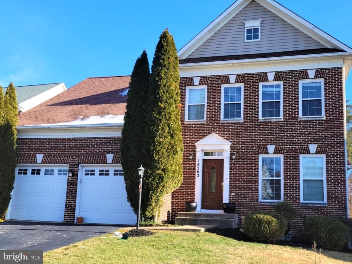 18262 Maple Spring Court Leesburg, VA 20176 - Photo 1 of 36 Gallery Image 1