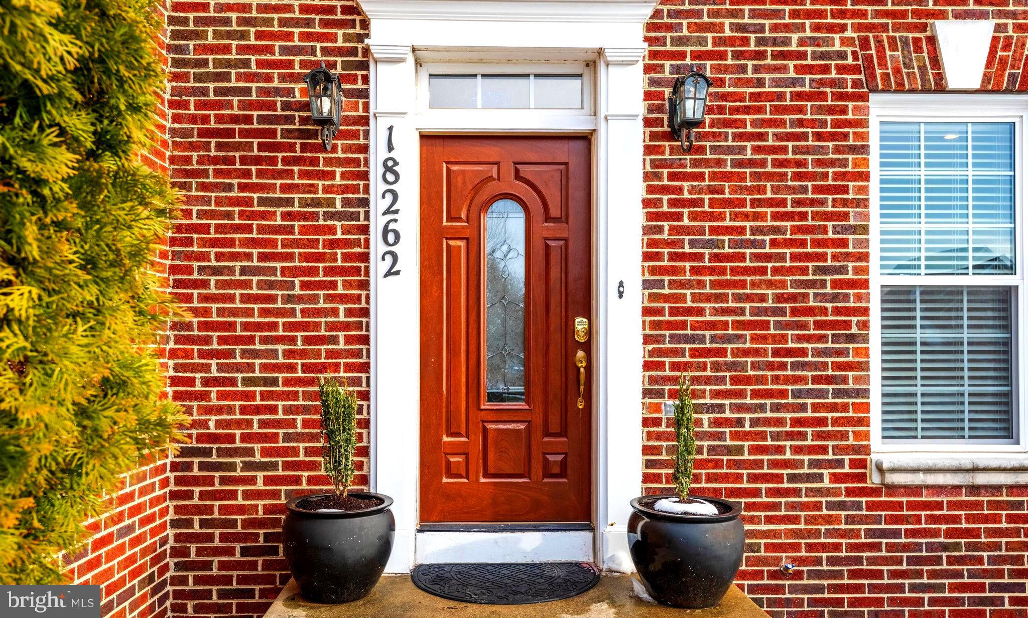 18262 Maple Spring Court Leesburg, VA 20176 - Photo 2 of 36 Front Entrance