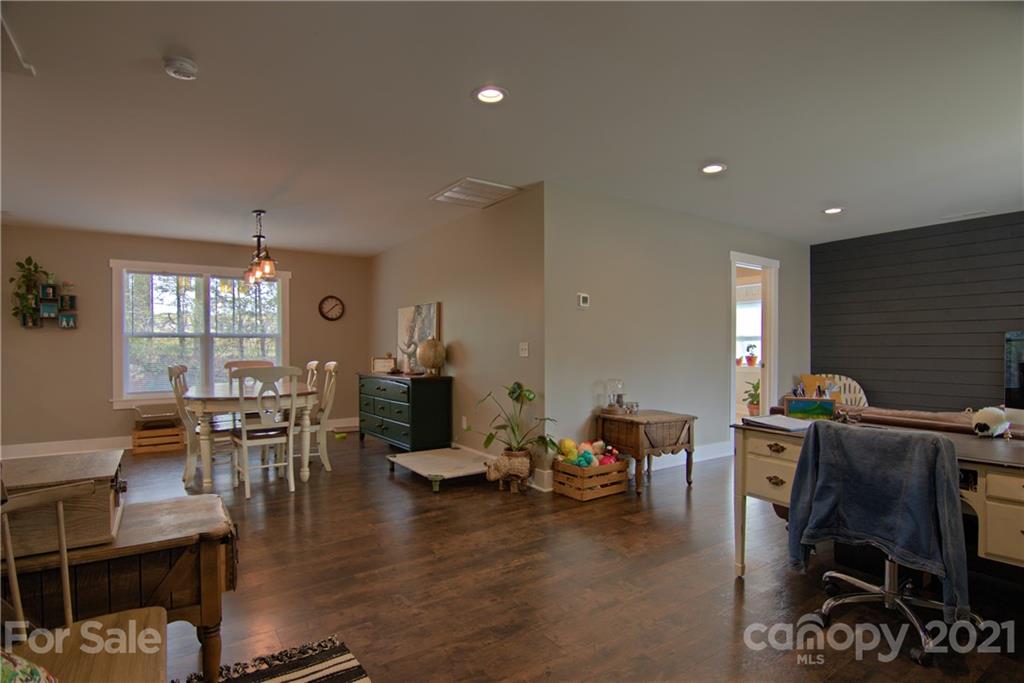20 Church Road Fairview, NC 28730 - Photo 12 of 20 Gallery Image 12