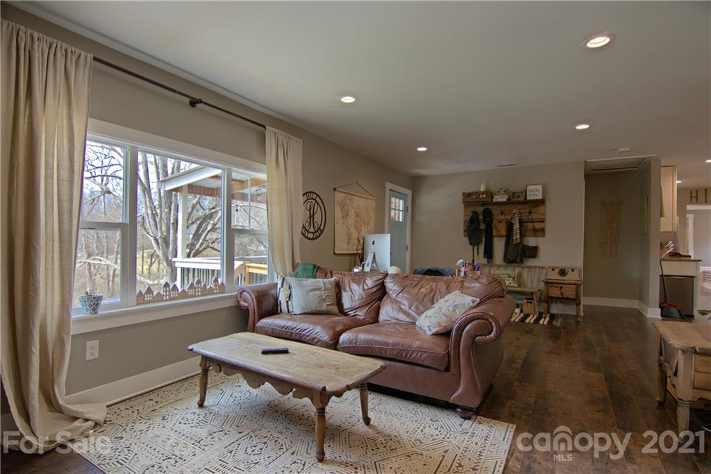 20 Church Road Fairview, NC 28730 - Photo 13 of 20 Gallery Image 13