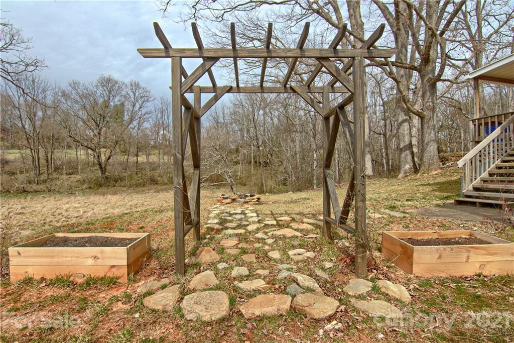 20 Church Road Fairview, NC 28730 - Photo 18 of 20 Gallery Image 18