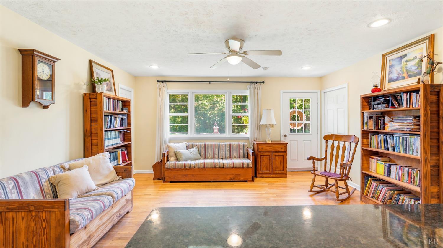 1321 Boxwood Farm Road Amherst, VA 24521 - Photo 9 of 60
