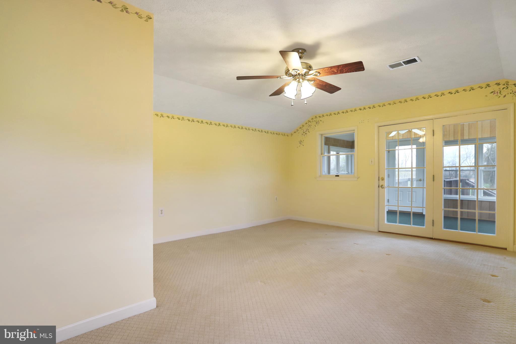9209 Jordan Road Fairplay, MD 21733 - Photo 22 of 30 Bath