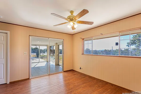 $2,400 | 141 Happy Hollow Trail, Bandera, TX 78003