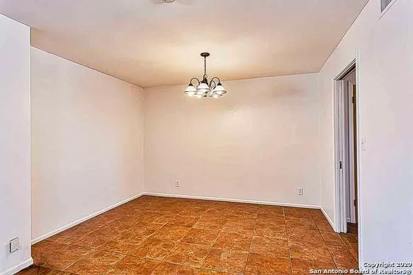 $2,400 | 141 Happy Hollow Trail, Bandera, TX 78003