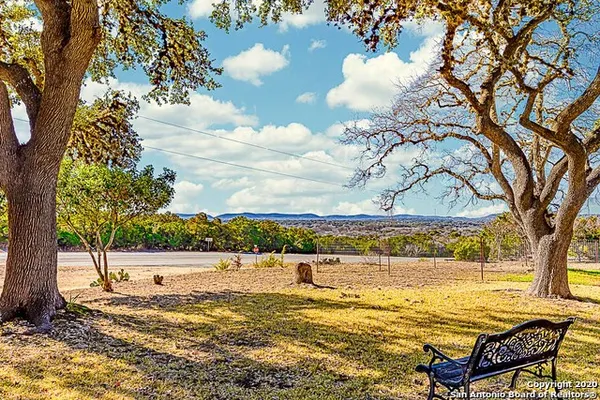 $2,400 | 141 Happy Hollow Trail, Bandera, TX 78003
