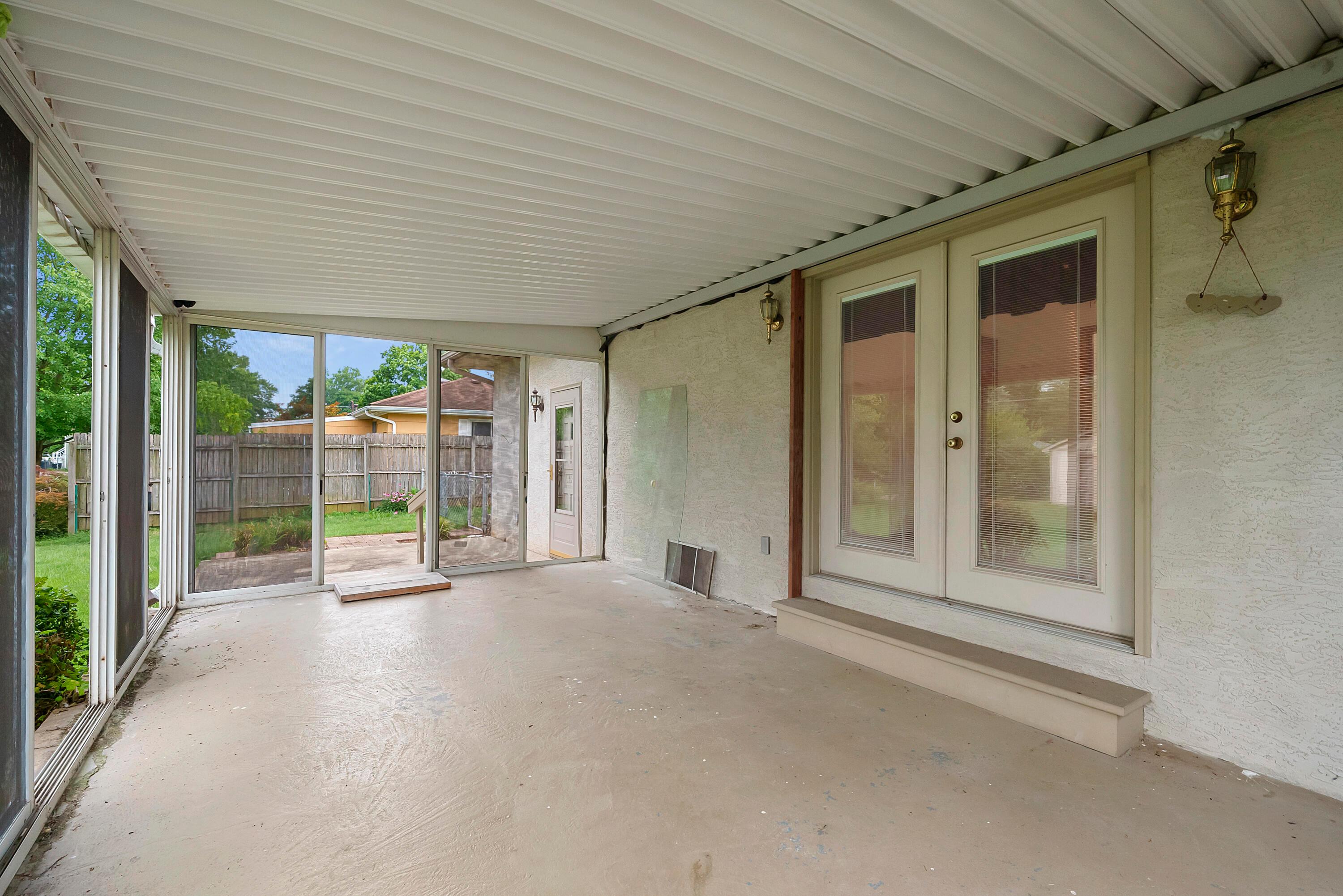 5500 Ebright Road Groveport, OH 43125 - Photo 53 of 55 Screened Porch