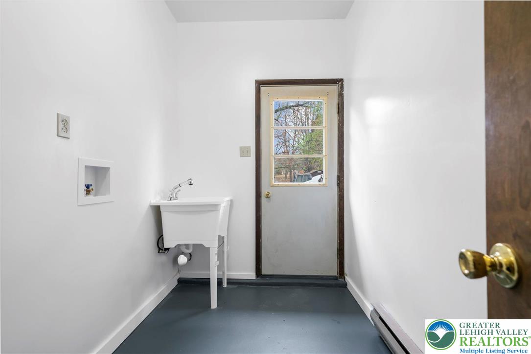 1216 Minesite Road Allentown, PA 18103 - Photo 11 of 37 Gallery Image 11