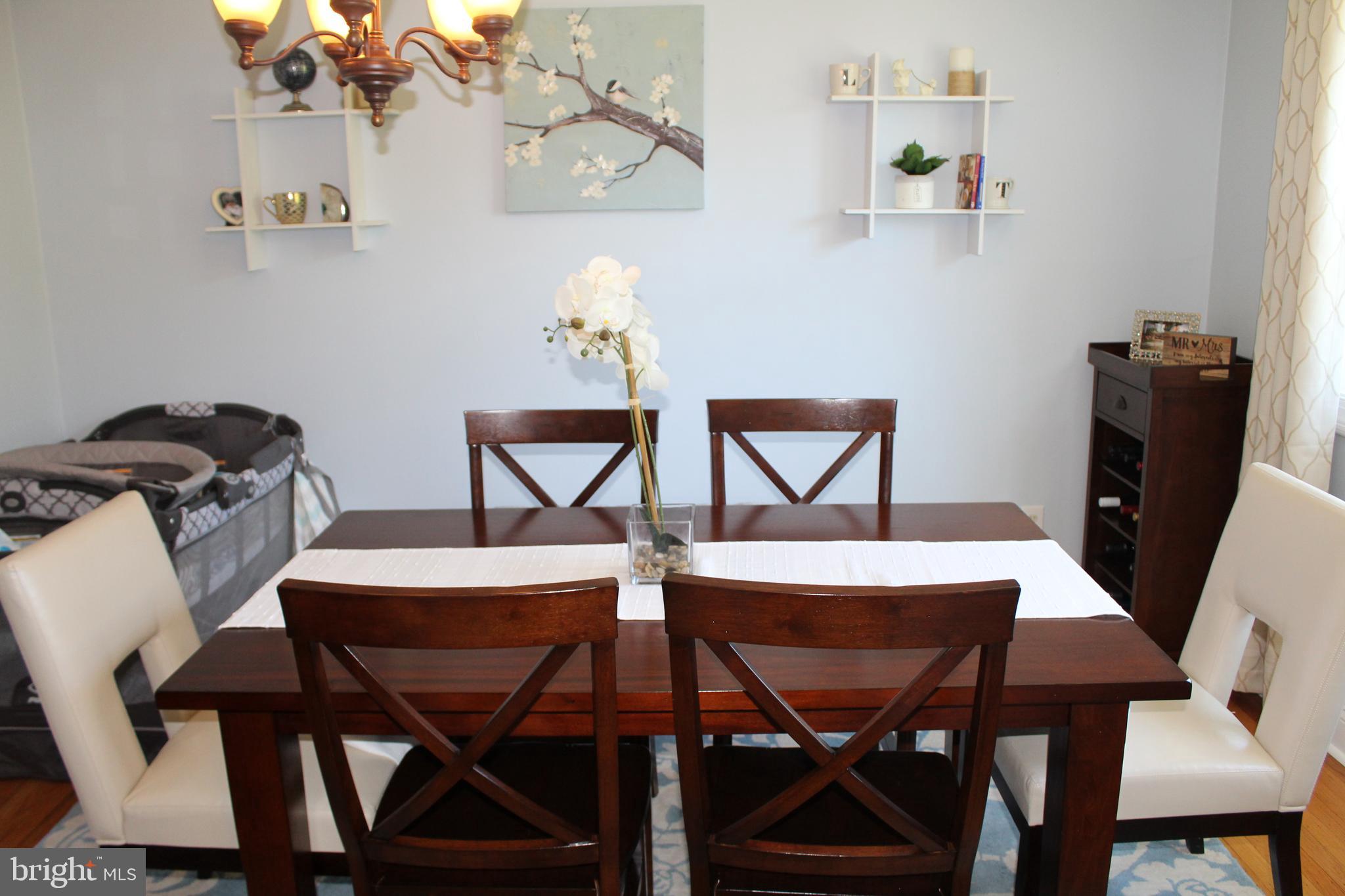 12543 Ramer Road Philadelphia, PA 19154 - Photo 16 of 58 View of Dining Room from Kitchen