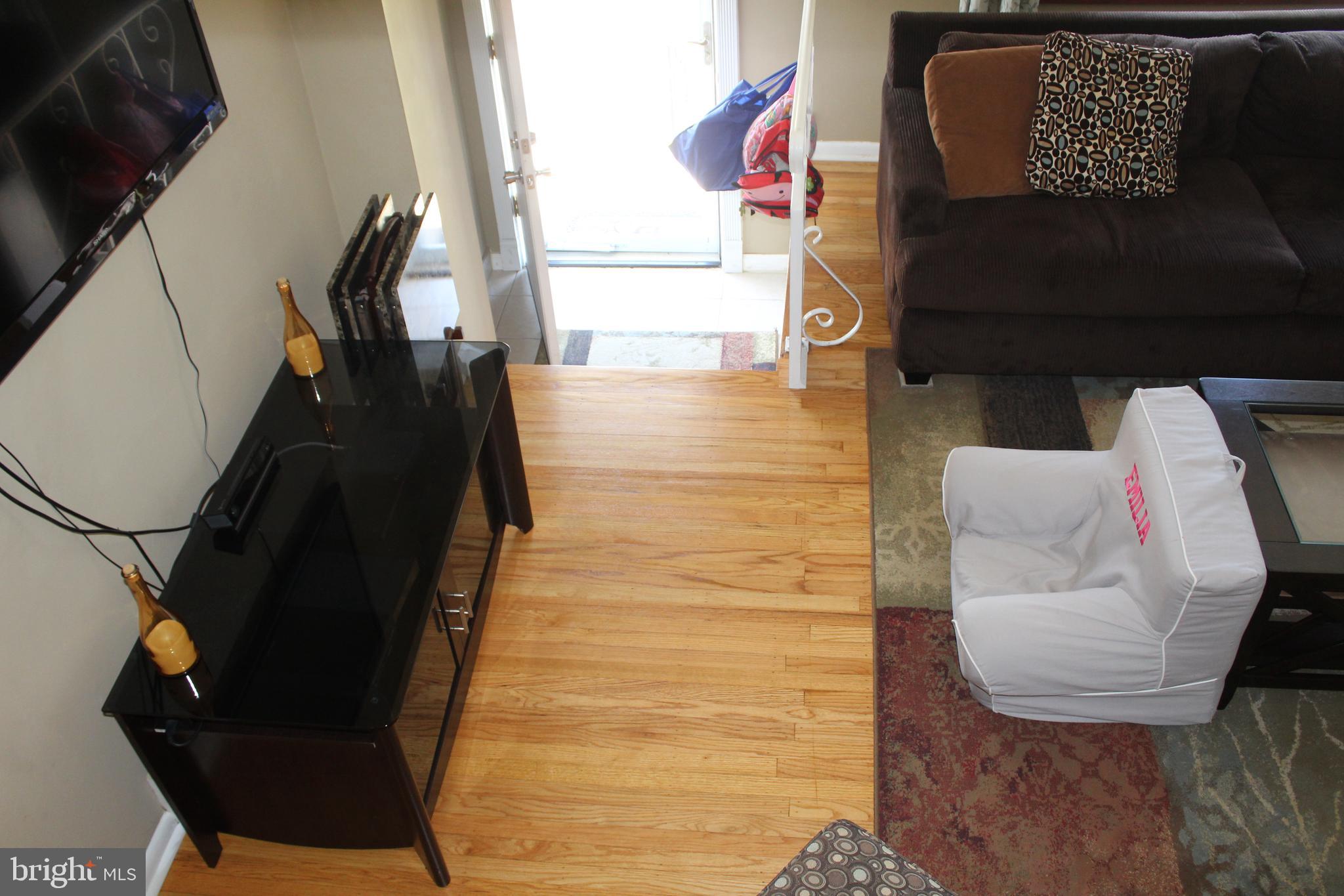 12543 Ramer Road Philadelphia, PA 19154 - Photo 6 of 58 View of Living Room/Foyer Area w/Hardwood Floor