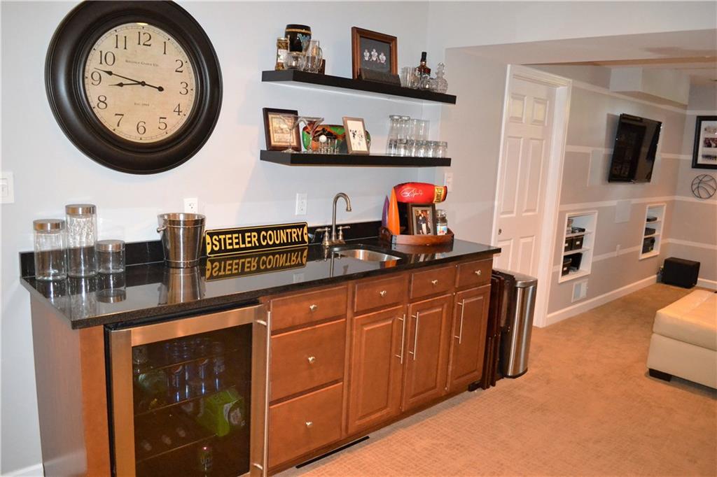 235 Field Club Circle McKees Rocks, PA 15136 - Photo 13 of 20