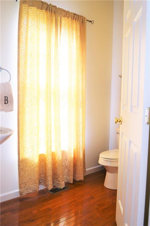 235 Field Club Circle McKees Rocks, PA 15136 - Photo 7 of 20