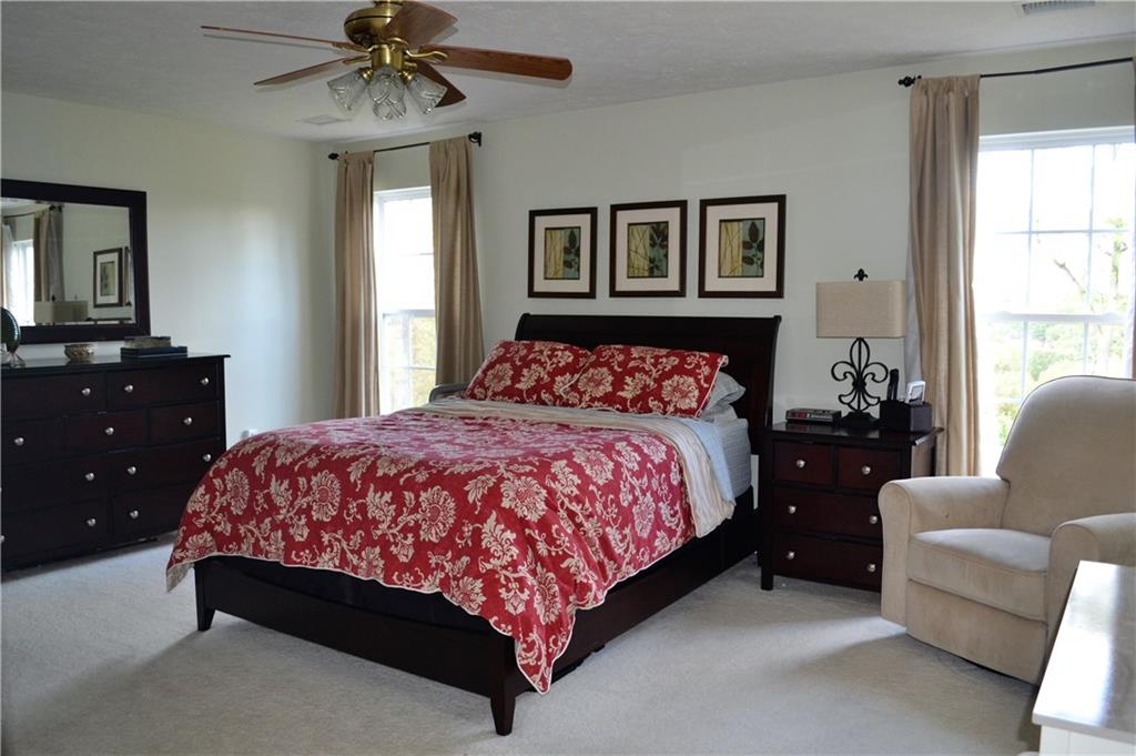 235 Field Club Circle McKees Rocks, PA 15136 - Photo 8 of 20
