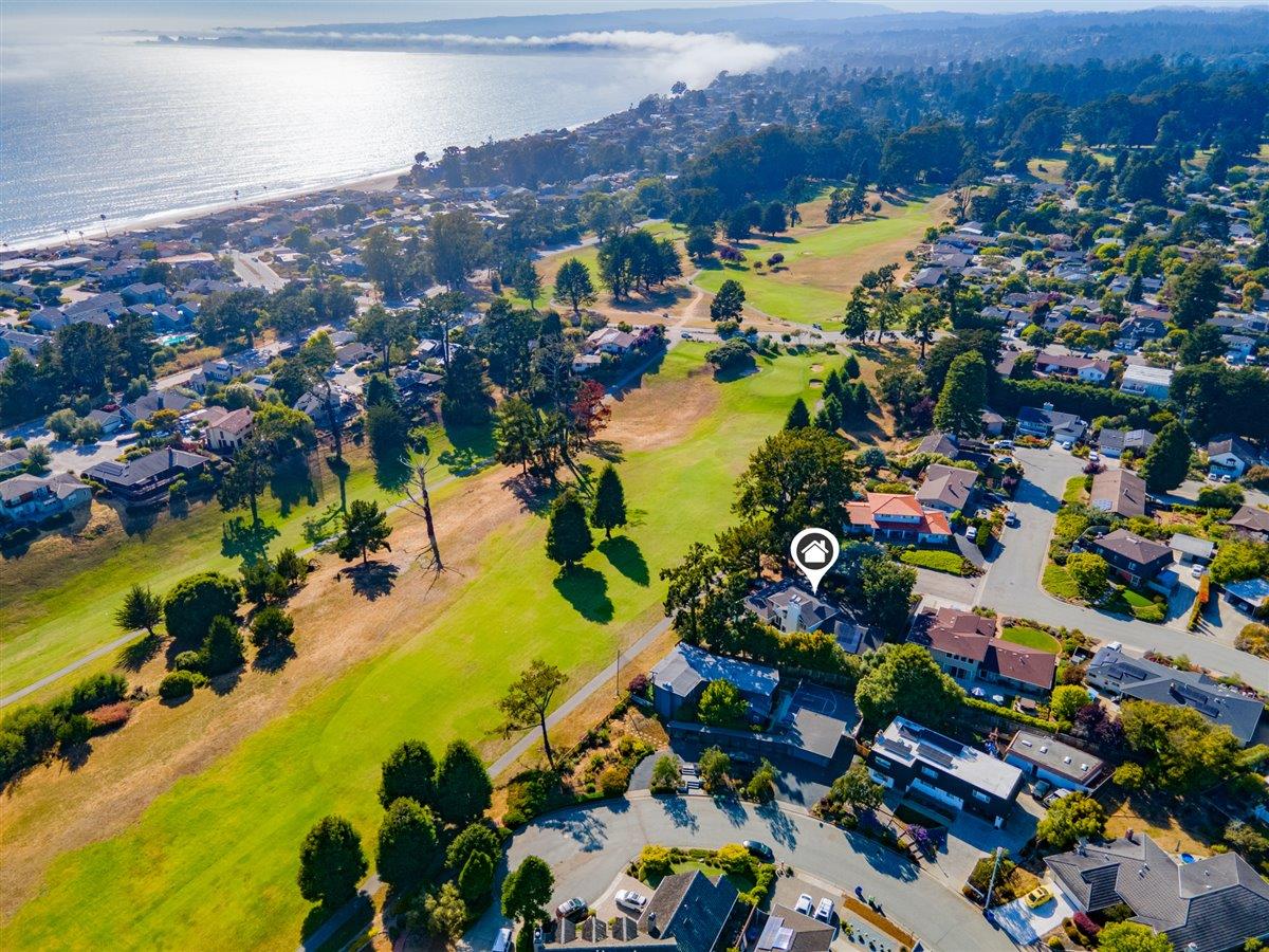 175 Tamarack Drive Aptos, CA 95003 - Photo 2 of 54 a view of a city