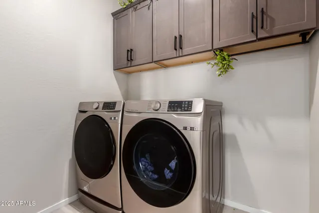 a close up view of washer and dryer
