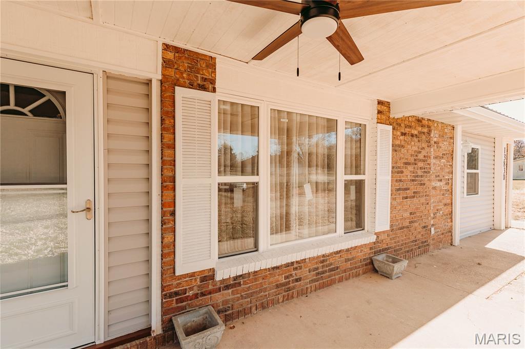 13830 Colorado Road Dixon, MO 65459 - Photo 17 of 53