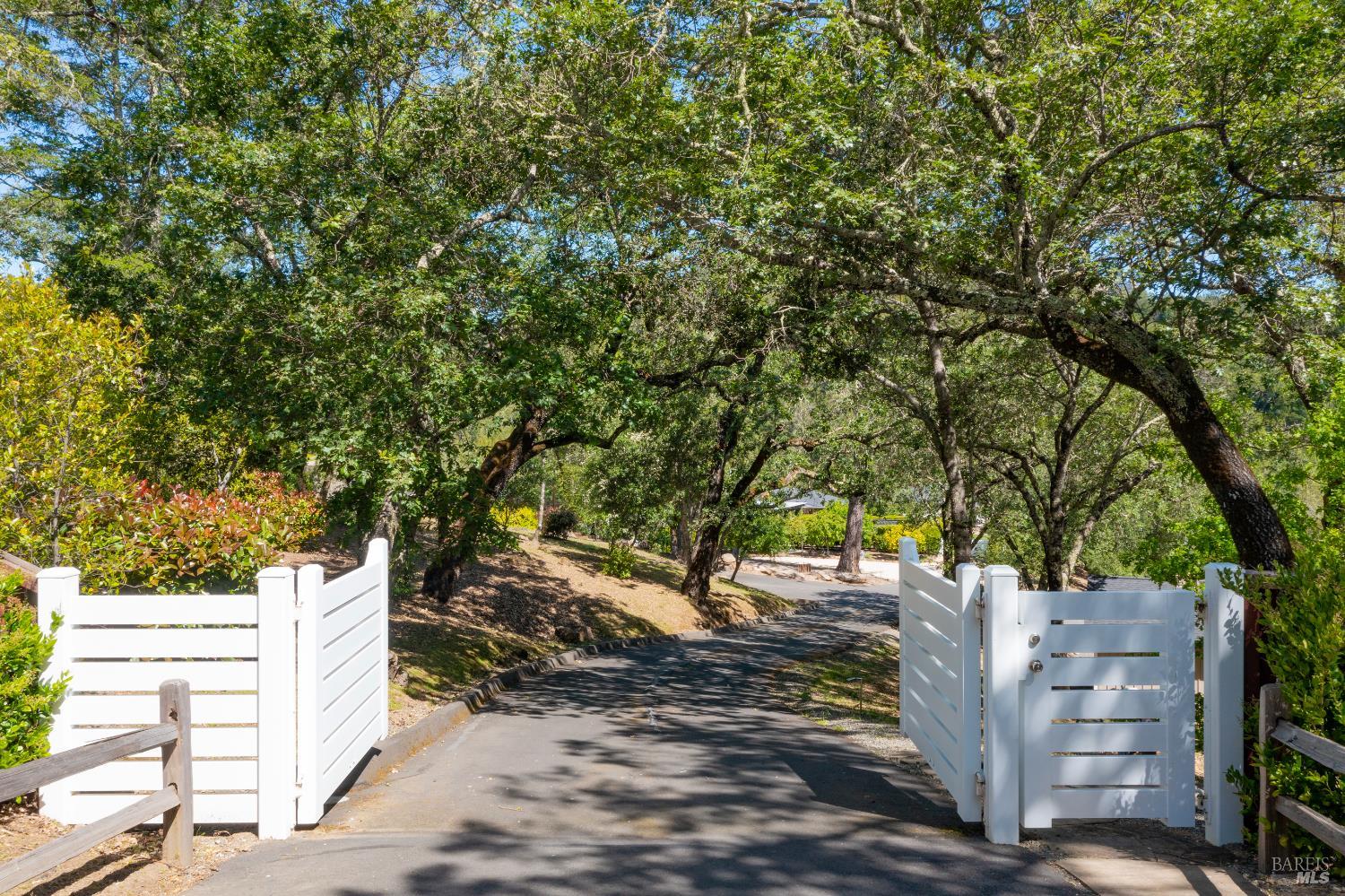4500 Redwood Road Napa, CA 94558 - Photo 2 of 86