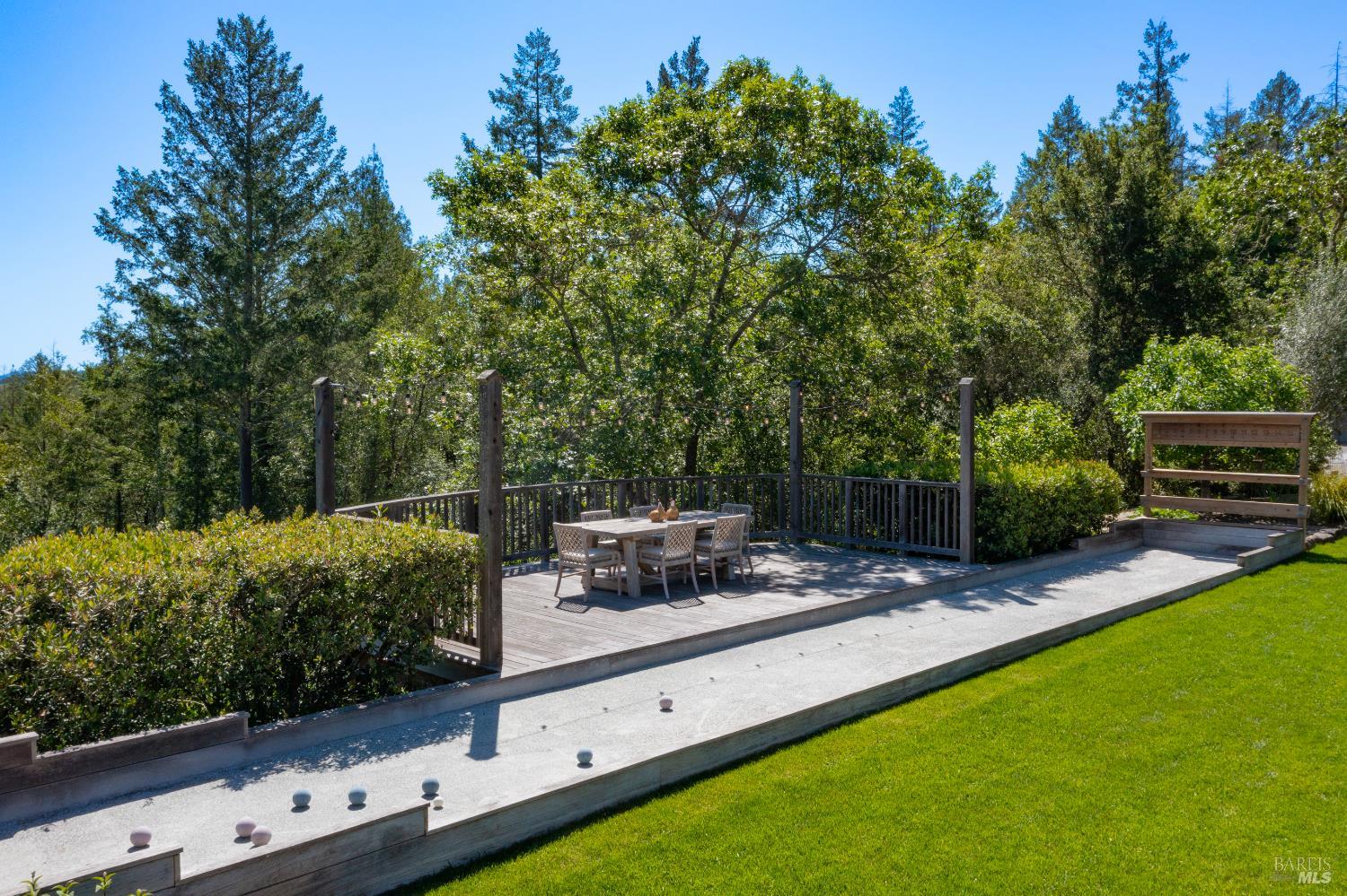 4500 Redwood Road Napa, CA 94558 - Photo 31 of 86 a view of a backyard with sitting area