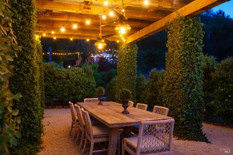 $6,000,000 | 4500 Redwood Road, Napa, CA 94558