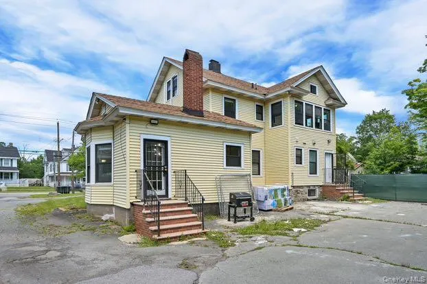 $4,200 | 541 Broadway, Monticello, NY 12701