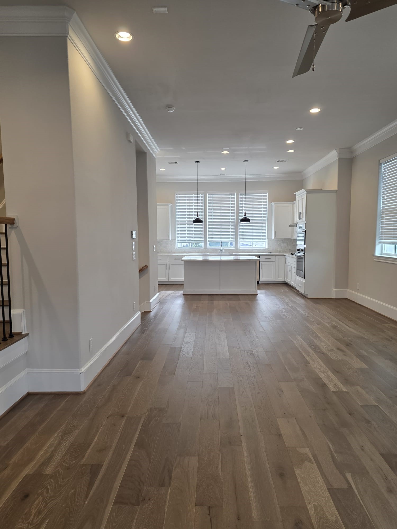 815 Bringhurst Street Houston, TX 77020 - Photo 12 of 19 LIVING AND DINNING 2ND FLOOR