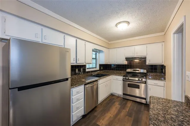 $1,700 | 3038 Courtney Drive, Marietta, GA 30060