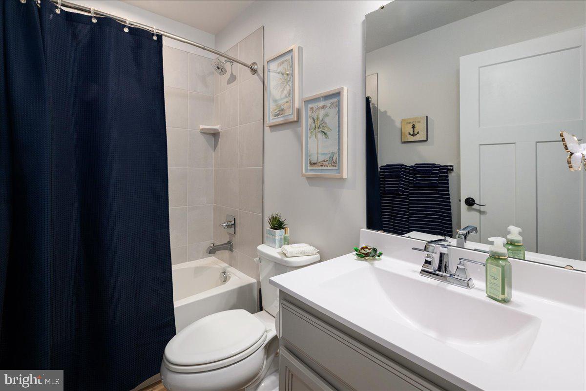 1718 Scenic Loop Culpeper, VA 22701 - Photo 18 of 33