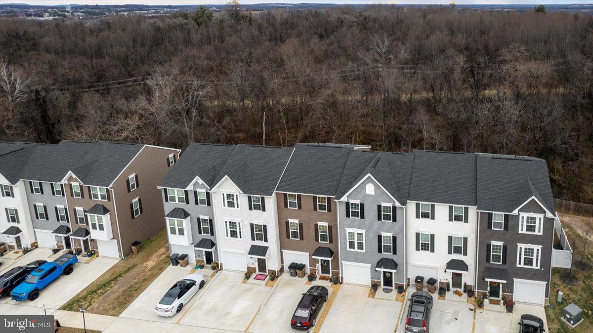 1718 Scenic Loop Culpeper, VA 22701 - Photo 4 of 33