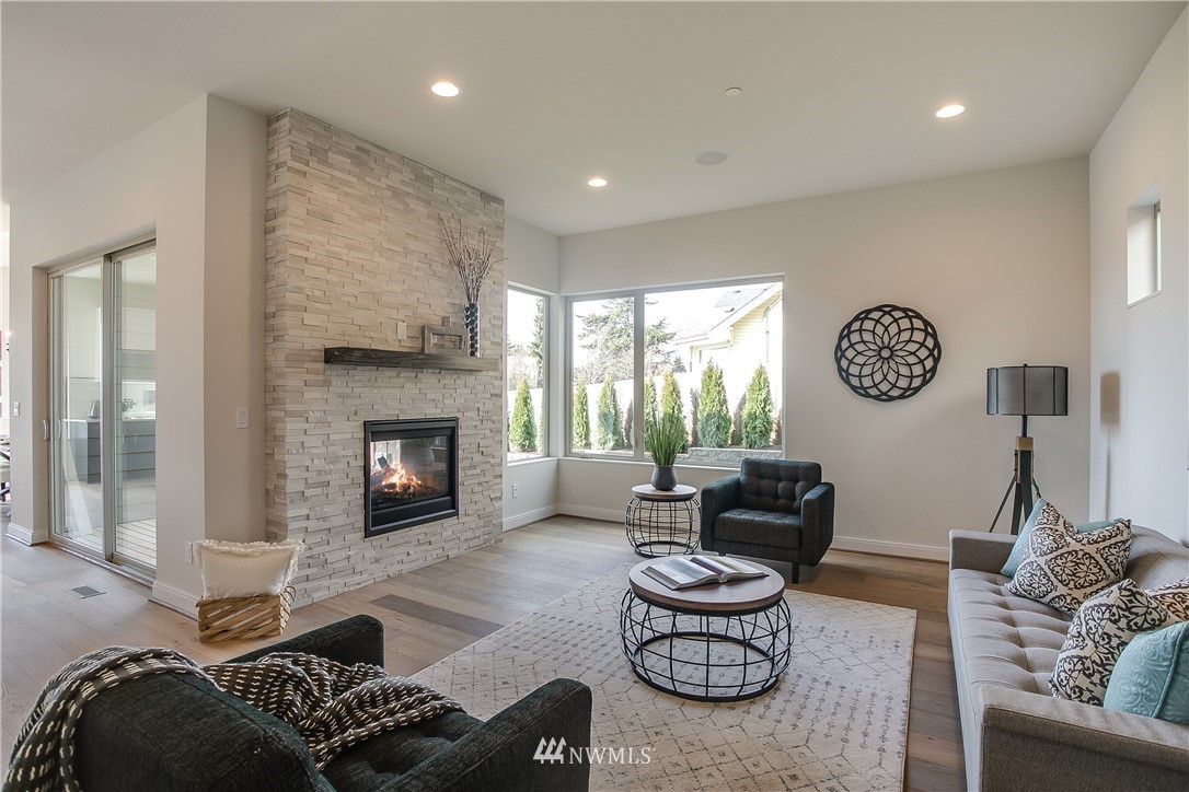 1802 Northeast 13th Street Renton, WA 98056 - Photo 14 of 25
